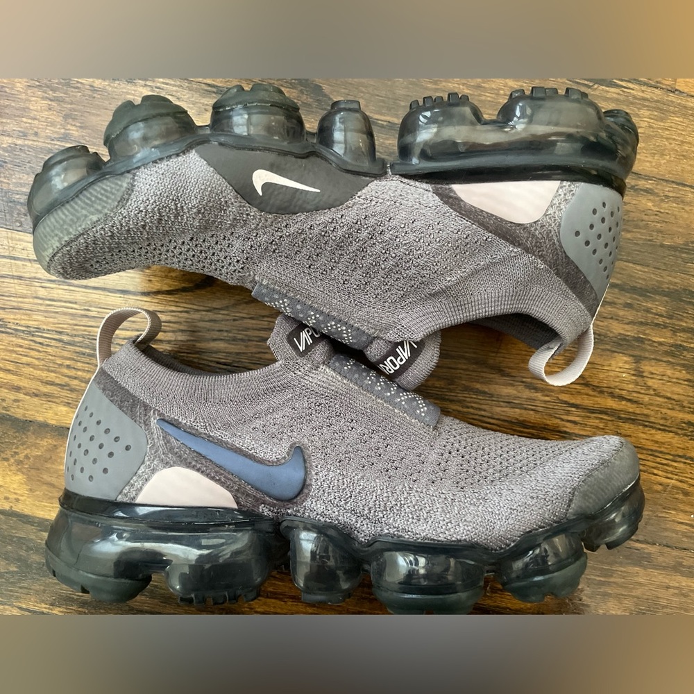 Nike Air Vapormax Moc2 Gray Knit Sneakers